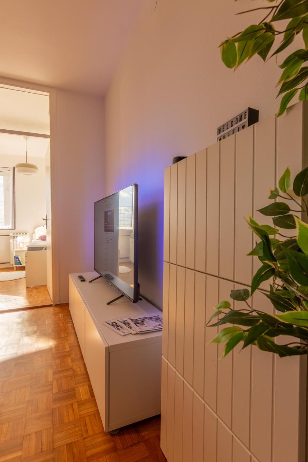 Apartman Nebo Vinkovci Exterior foto